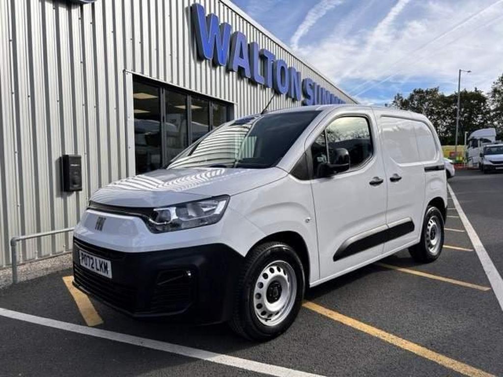 Fiat E-Doblo 50kWh Auto SWB 5dr (7.4W OBC) Thumbnail