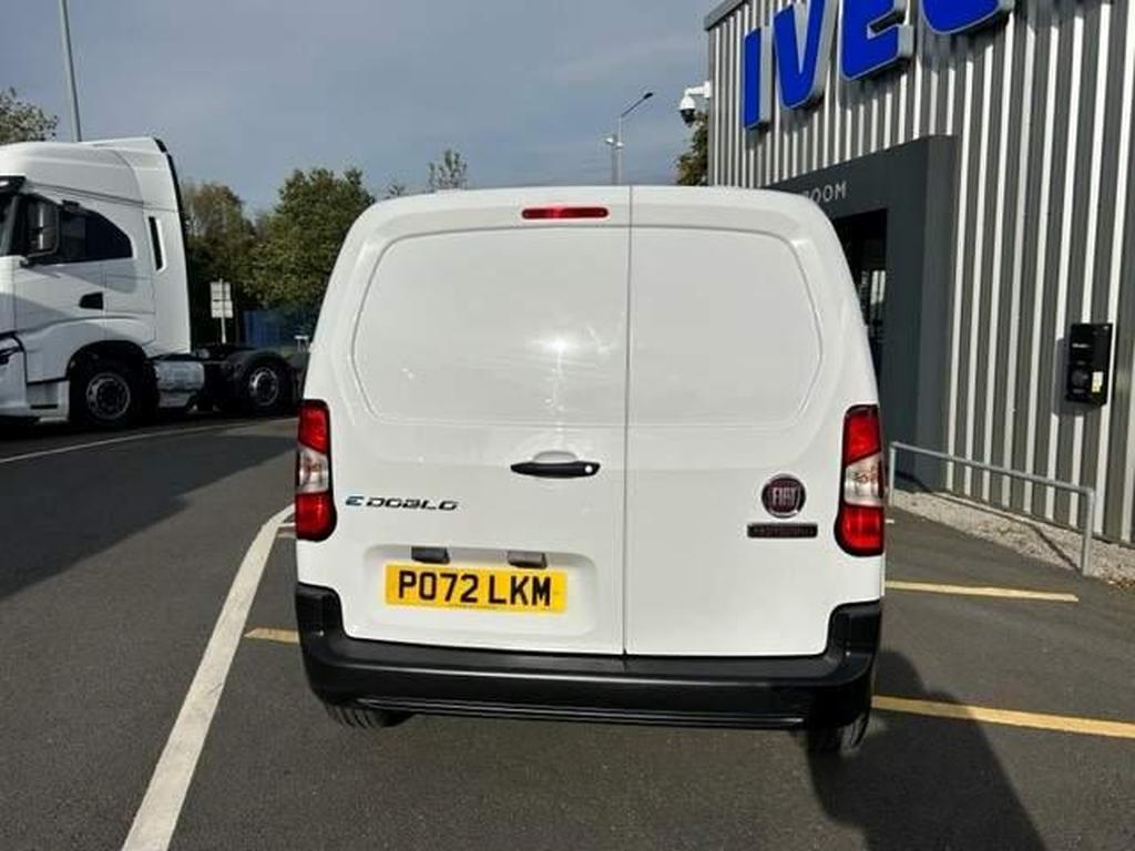 Fiat E-Doblo 50kWh Auto SWB 5dr (7.4W OBC) Gallery Image 15