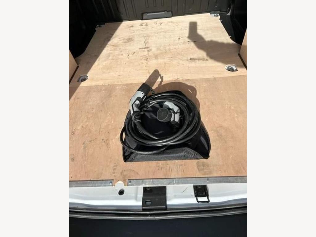 Fiat E-Doblo 50kWh Auto SWB 5dr (7.4W OBC) Gallery Image 14