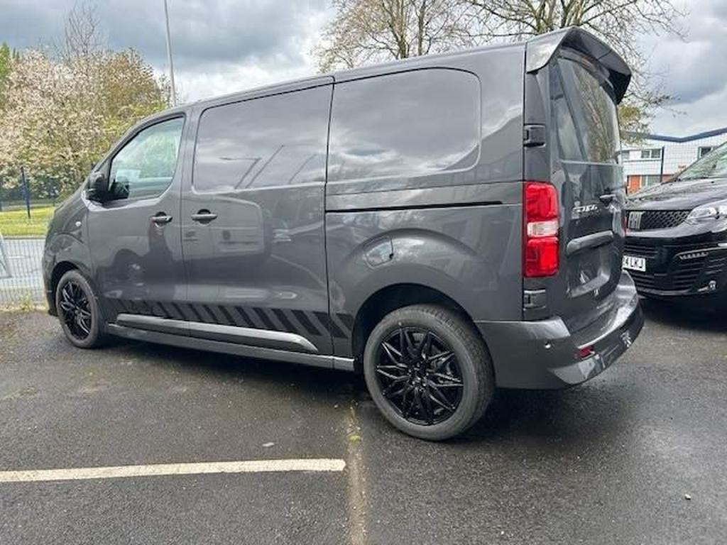 Fiat Scudo 2.0 Blue HDi Onyx SWB Euro 6 Gallery Image 9