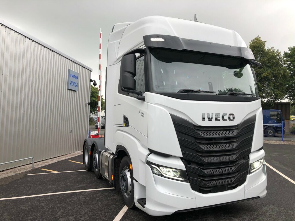 Brand New Iveco S-Way AS440S46TX/P Gallery Image 1