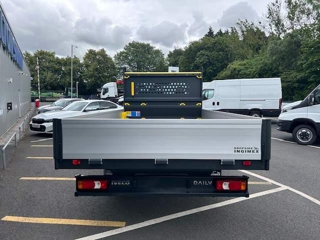 Iveco Daily 2.3D HPI 14V Business 35S 3750 LWB Euro 6 Gallery Image 12