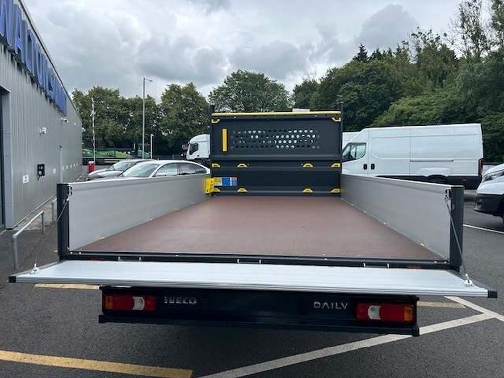 Iveco Daily 2.3D HPI 14V Business 35S 3750 LWB Euro 6 Gallery Image 14