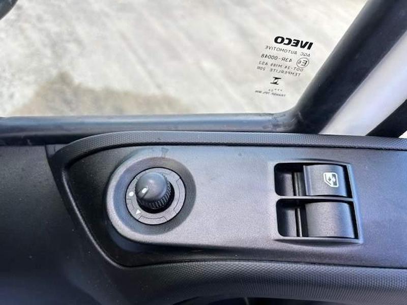 Brand New Iveco Daily 3.0D HPI 18V 70C 4100L Himatic LWB High Roof Gallery Image 10