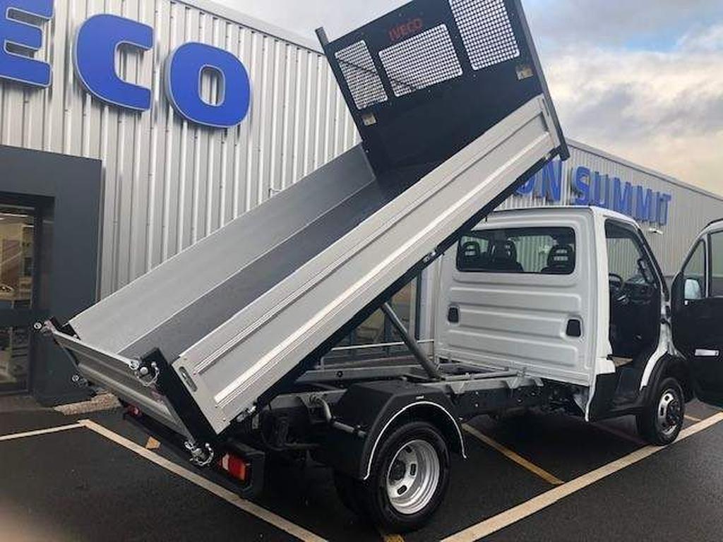 Brand New IVECO Daily 2.3D HPI 14V Business 35C 3450 MWB Euro 6 (ss) 2dr (DRW) Gallery Image 15